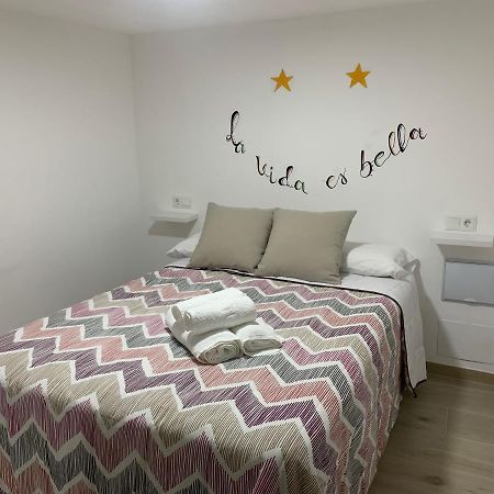 La Vida Es Bella Hotell Setenil De Las Bodegas Exteriör bild