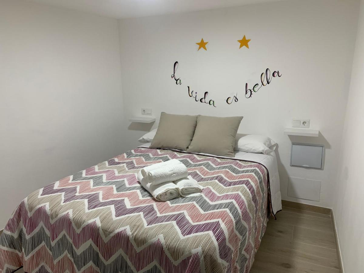 La Vida Es Bella Hotell Setenil De Las Bodegas Exteriör bild